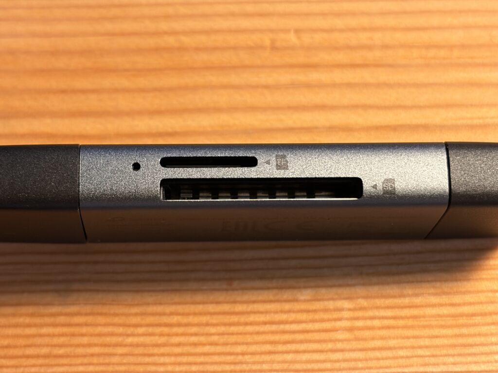 UA430D SDカード 挿入